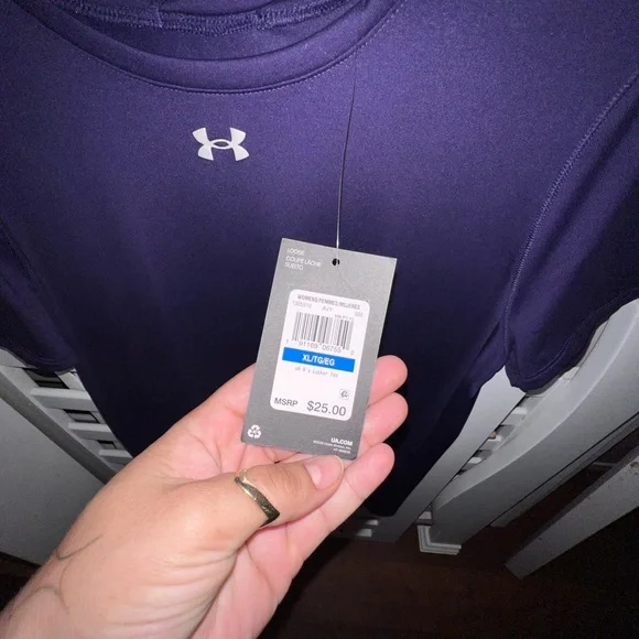 Women’s Under Armour Plain Loose Fit HeatGear T-shirt XL purple - Picture 4 of 4